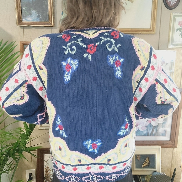 Vintage Sweater Cardigan Oversized Bohemian Colligate Style Blue Pink Yellow M - Picture 4 of 12